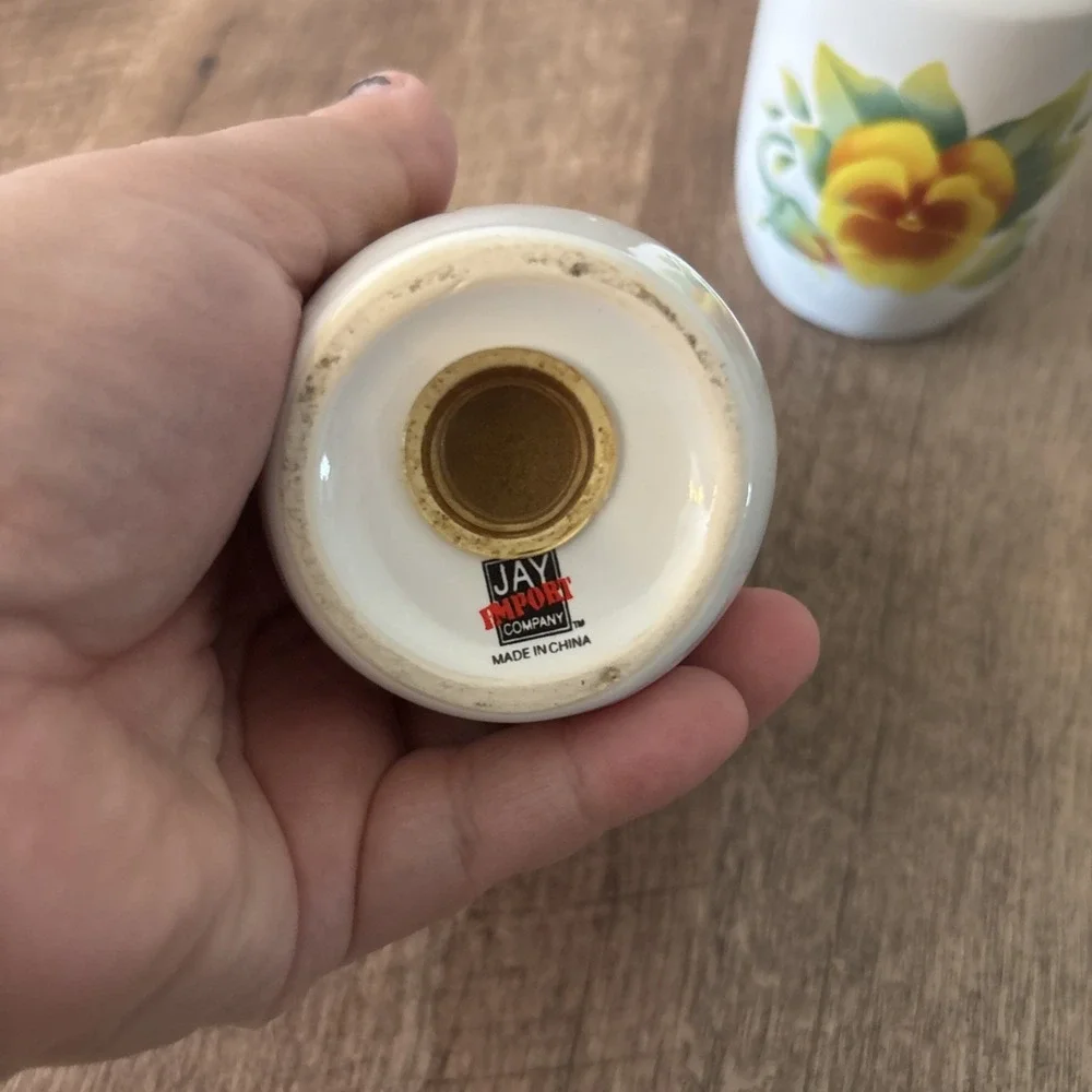 Vintage Ceramic FLORAL Salt Pepper Shakers Set Cottage Core Jay Import Company